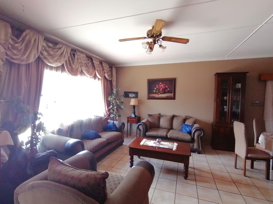4 Bedroom Property for Sale in Stilfontein Ext 4 North West